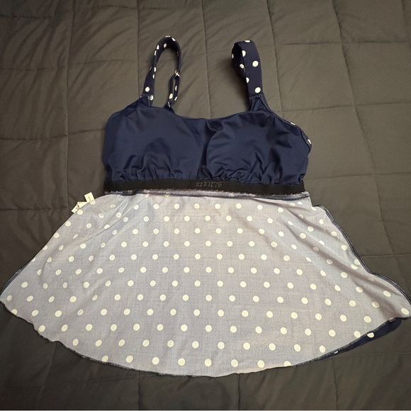 Lands' End Flutter Scoop Neck Tankini Top - Size: Large - NWT - Picture 6 of 9